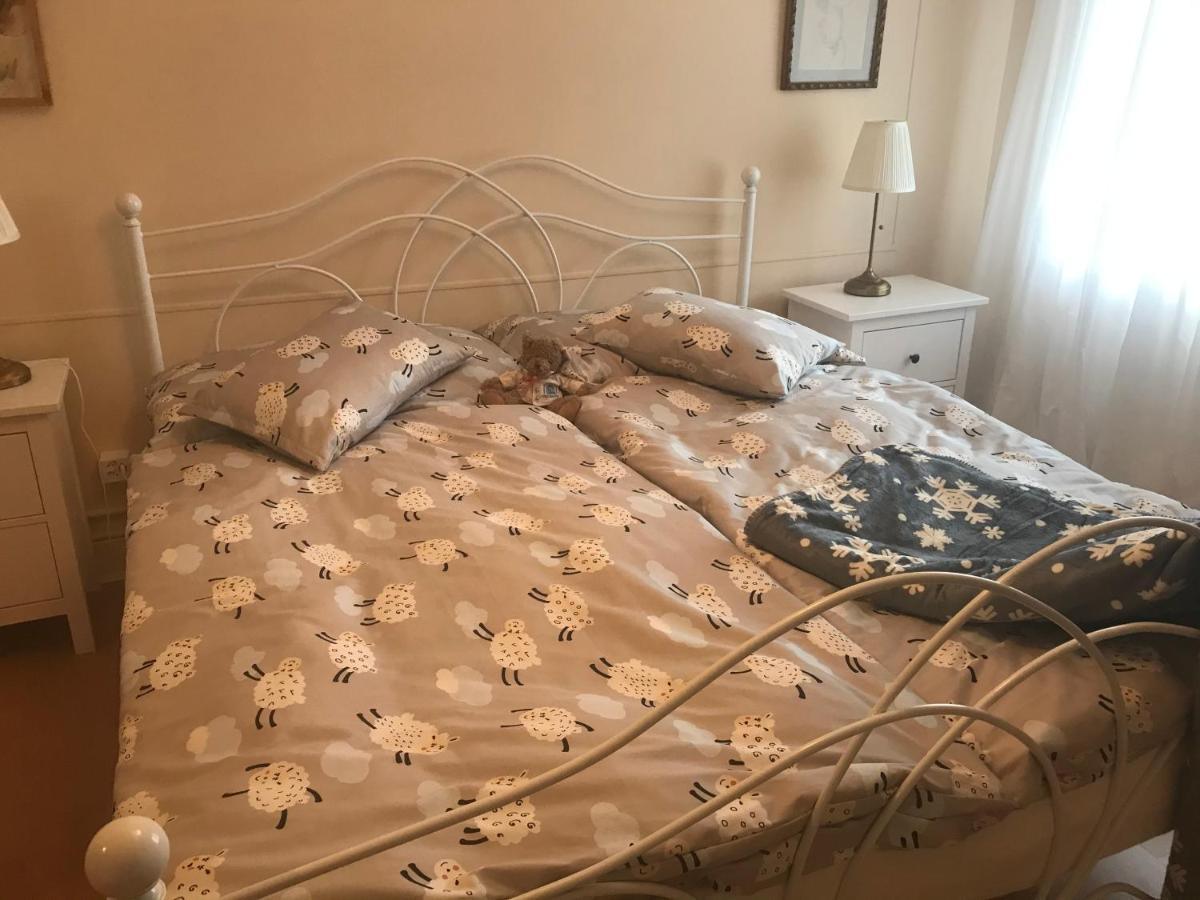 Alte Post Mit Geschichte Und Restaurant Apartment Tavanasa Bagian luar foto